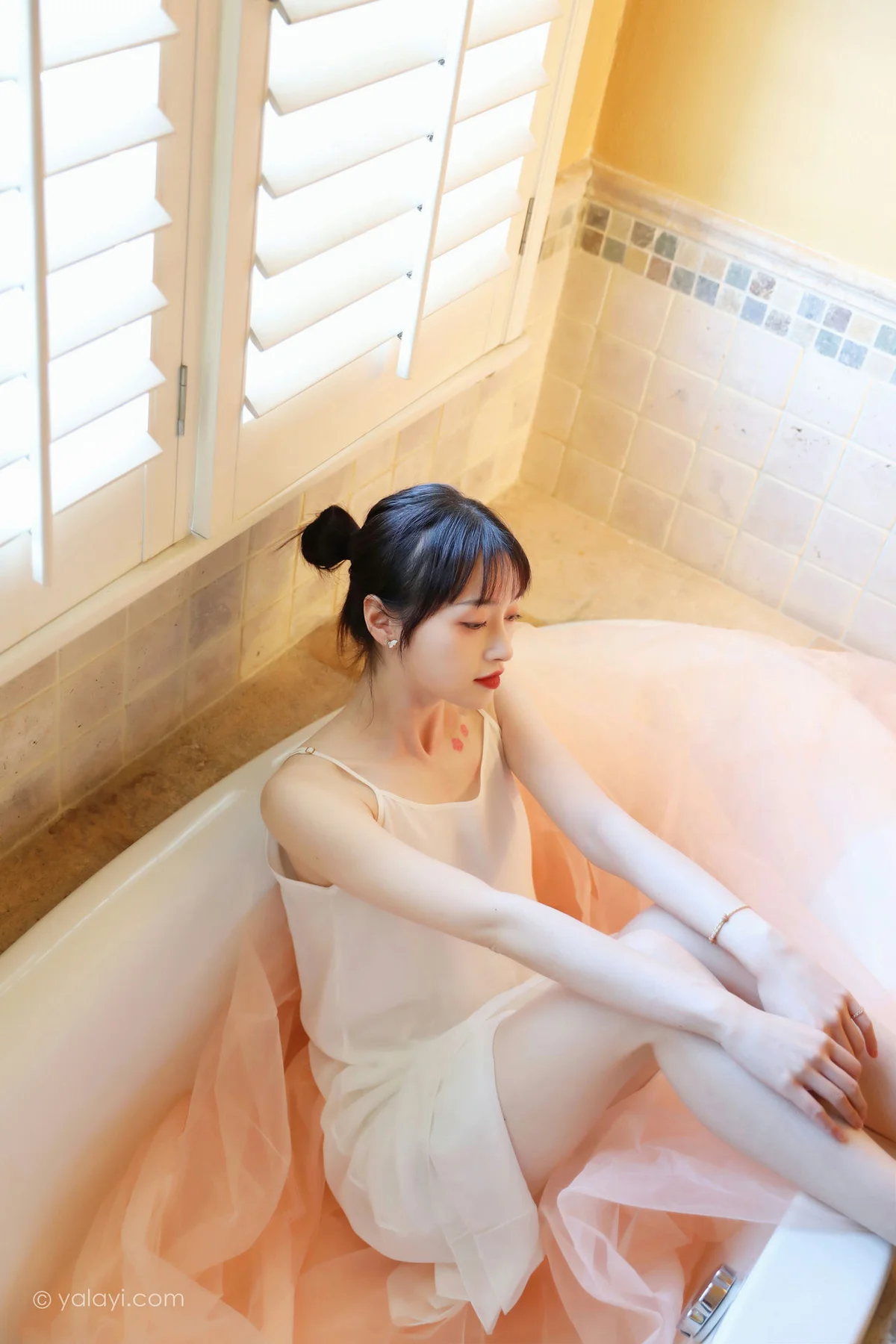 YALAYI 雅拉伊 Vol.899   京京 不是风景 - 7