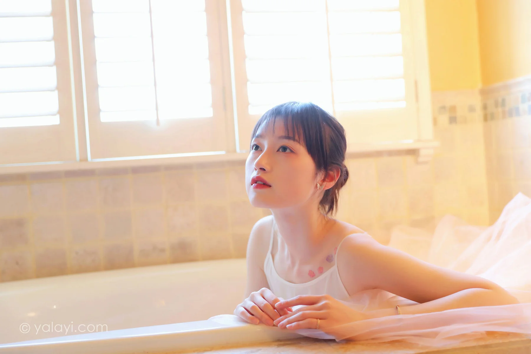 YALAYI 雅拉伊 Vol.899   京京 不是风景 - 4