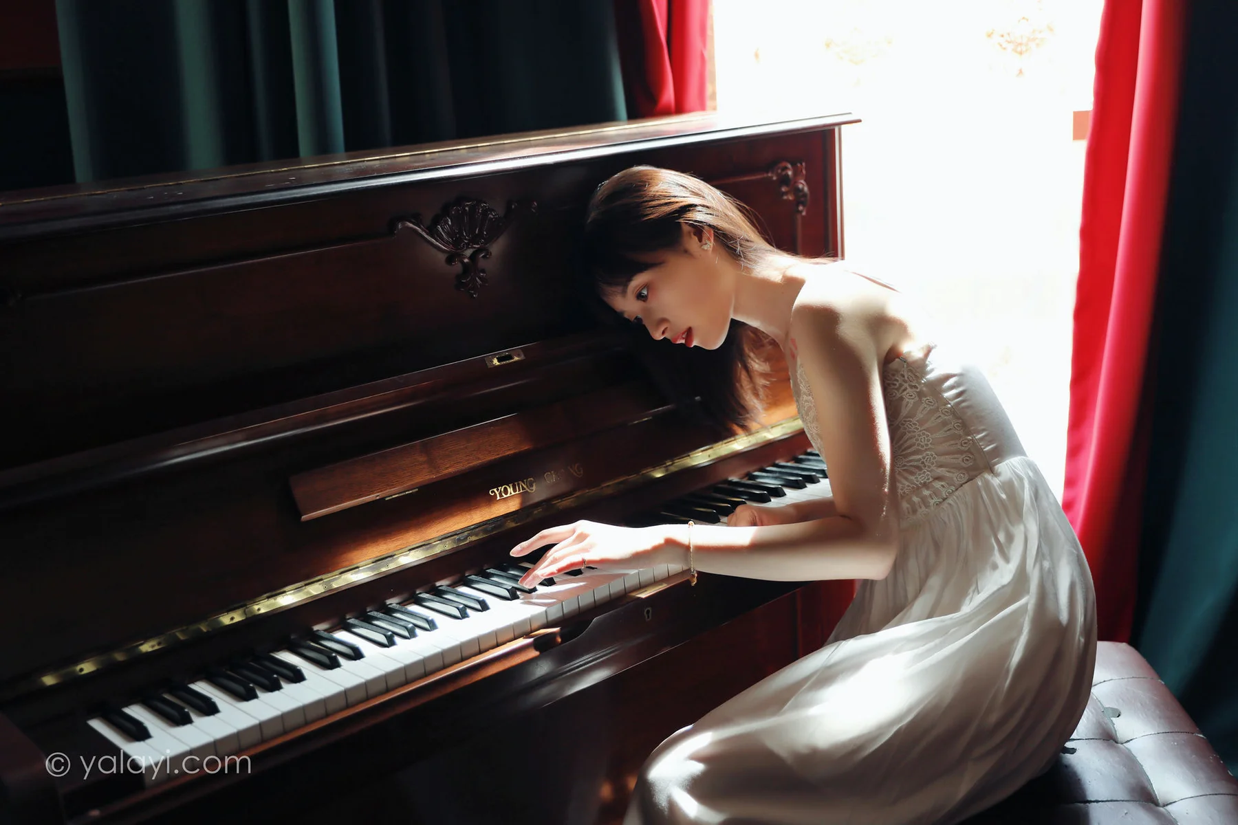 YALAYI 雅拉伊 Vol.911  京京 唤 - 1