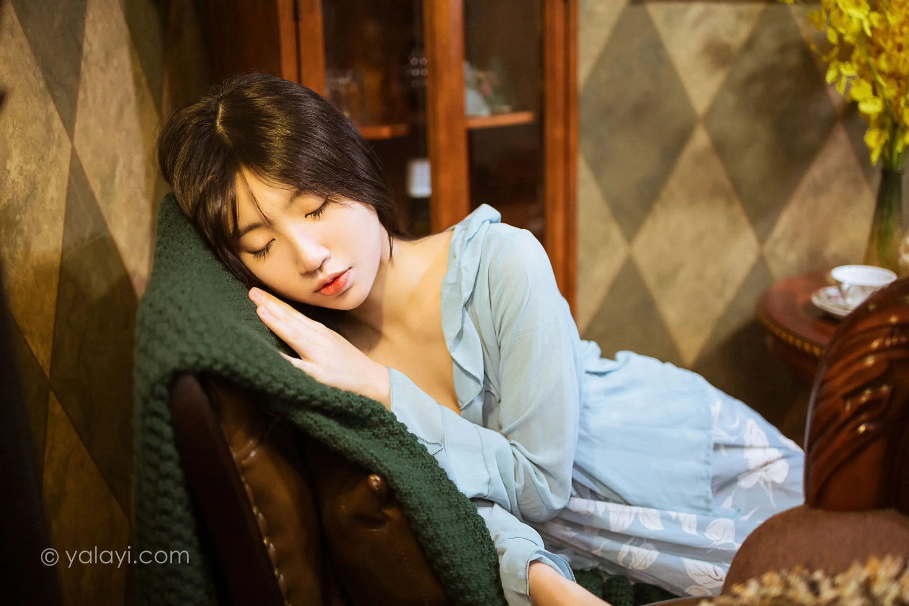 YALAYI 雅拉伊 Vol.922  小乔  一去不复返 - 7