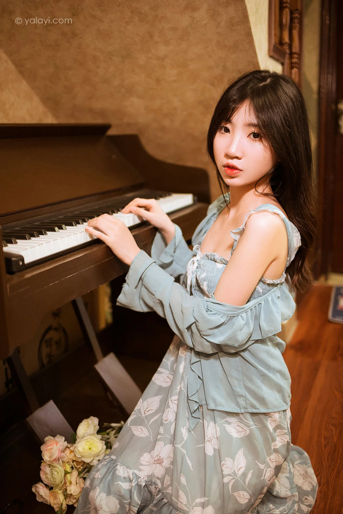 YALAYI 雅拉伊 Vol.922  小乔  一去不复返 - 10