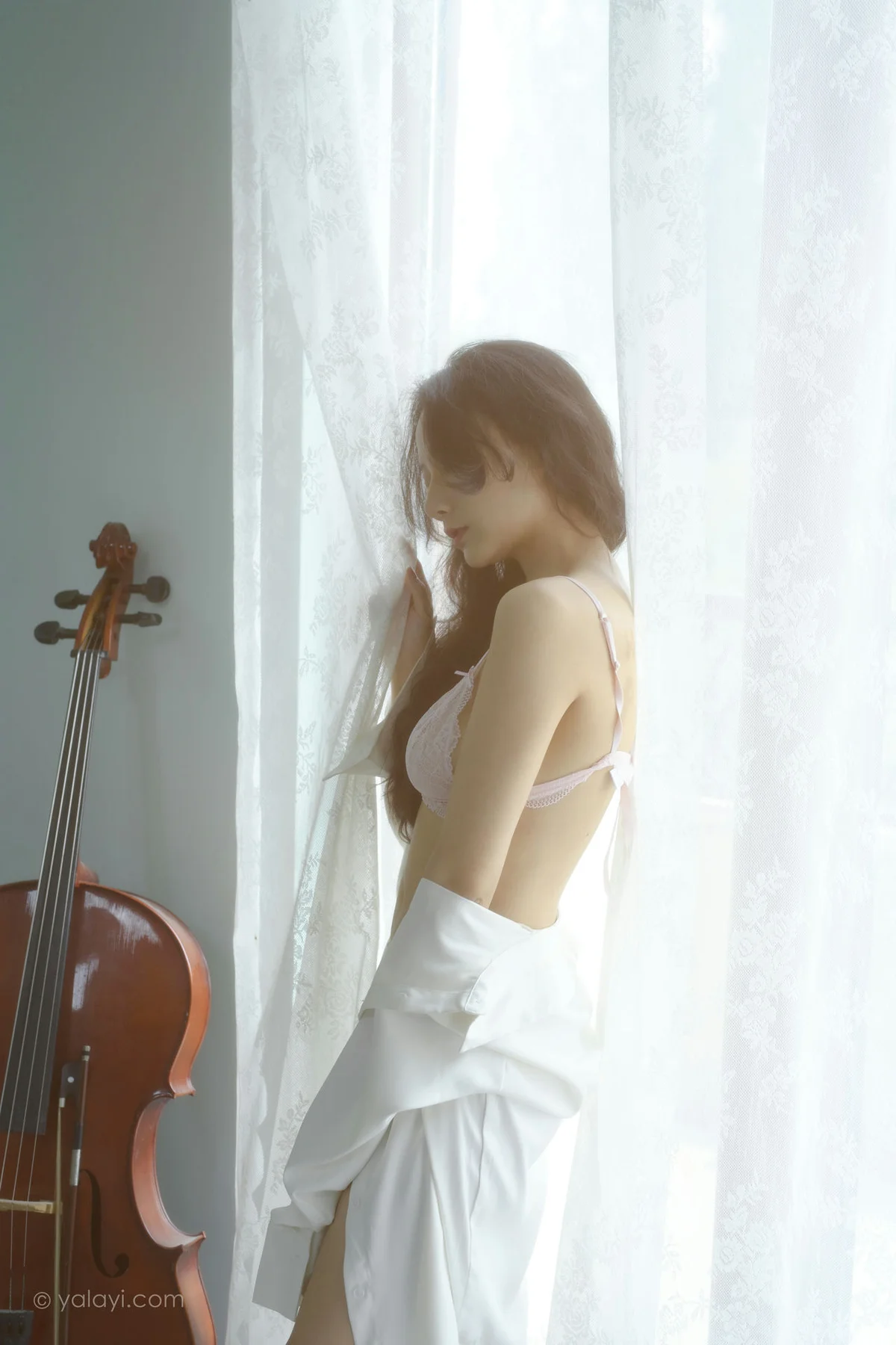 YALAYI 雅拉伊 Vol.923  何嘉颖 清晨的景色 - 9