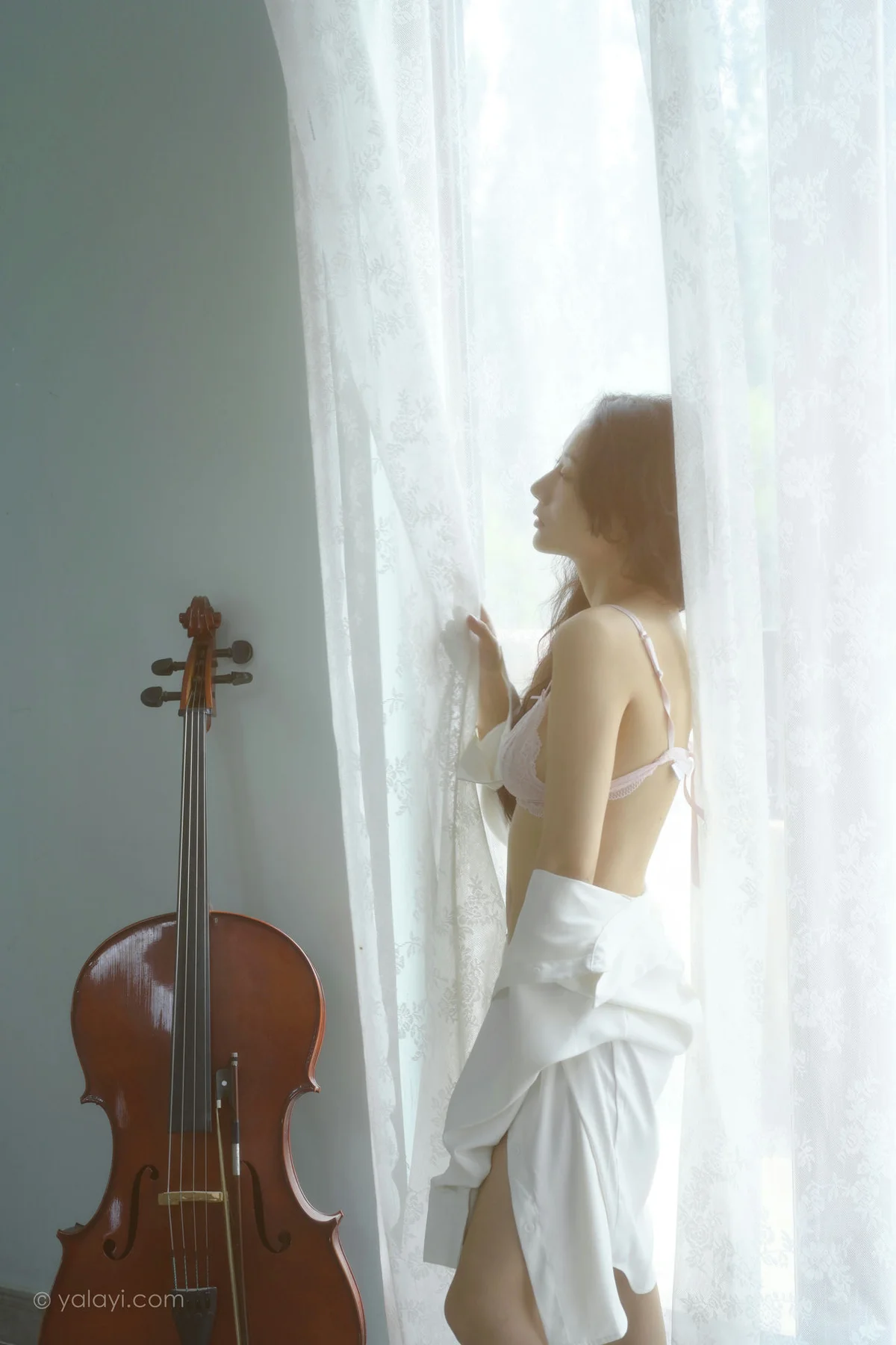 YALAYI 雅拉伊 Vol.923  何嘉颖 清晨的景色 - 10