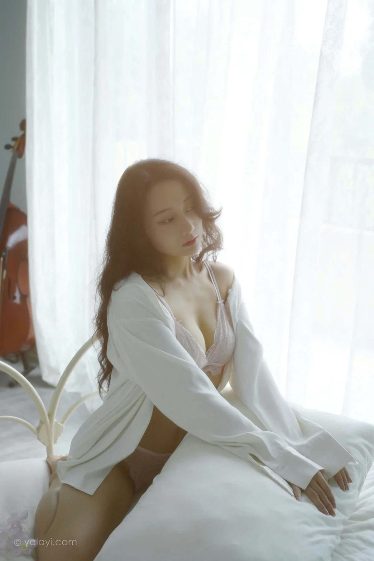 YALAYI 雅拉伊 Vol.923  何嘉颖 清晨的景色 - 10