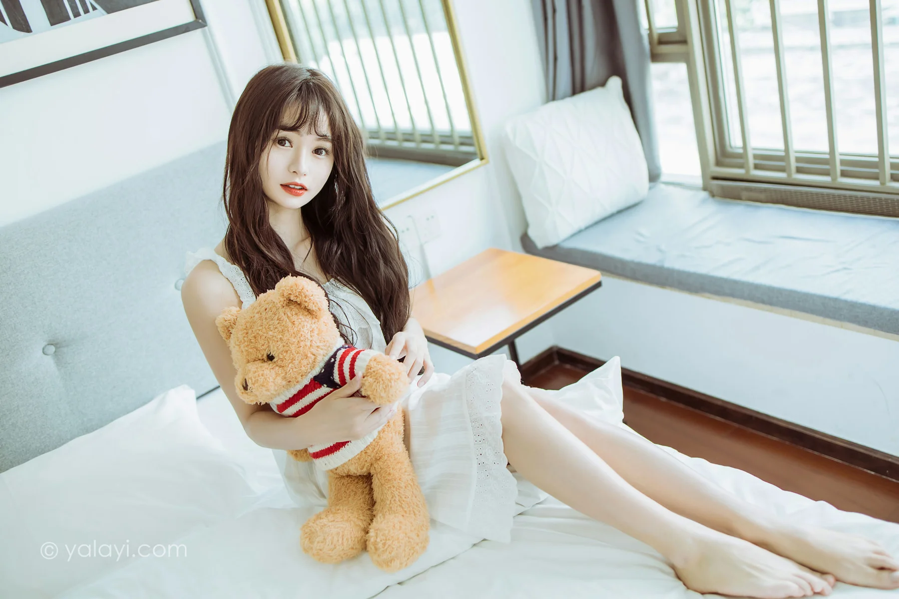 YALAYI 雅拉伊 Vol.930  小亭 静思 - 2