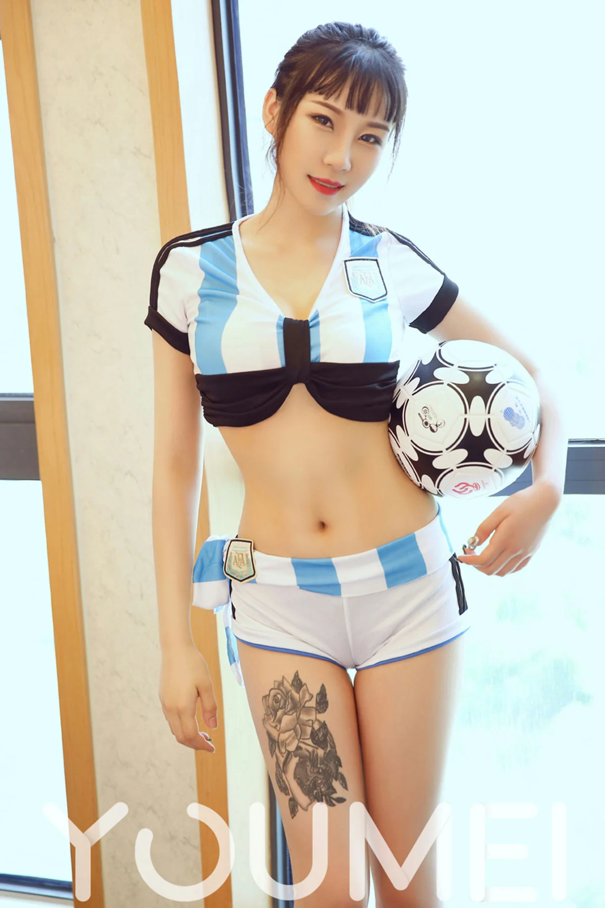 YOUMEI 尤美  团团 红唇熟女 - 7