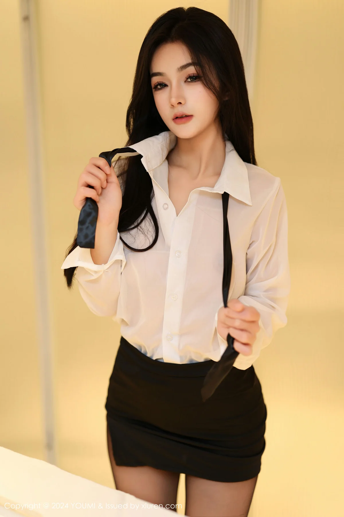 YOUMI 尤蜜荟 Vol.1050 谭小灵 白色轻透上衣性感写真11 - 6