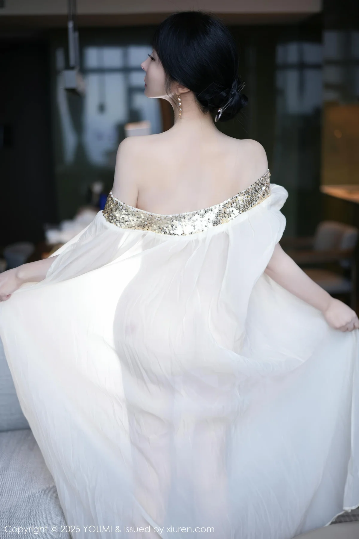 YOUMI 尤蜜荟 Vol.1132 允爾 金色吊坠式服饰 - 9