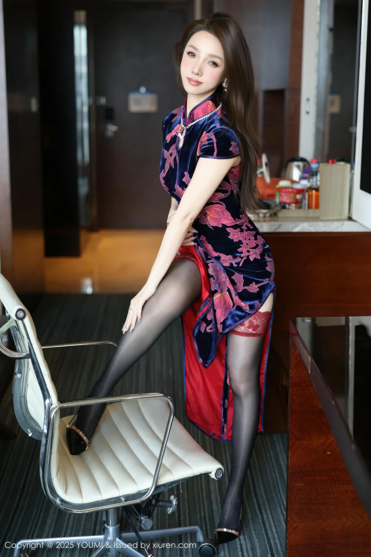 YOUMI 尤蜜荟 Vol.1158 桃桃夭夭twins 性感花色旗袍 - 8