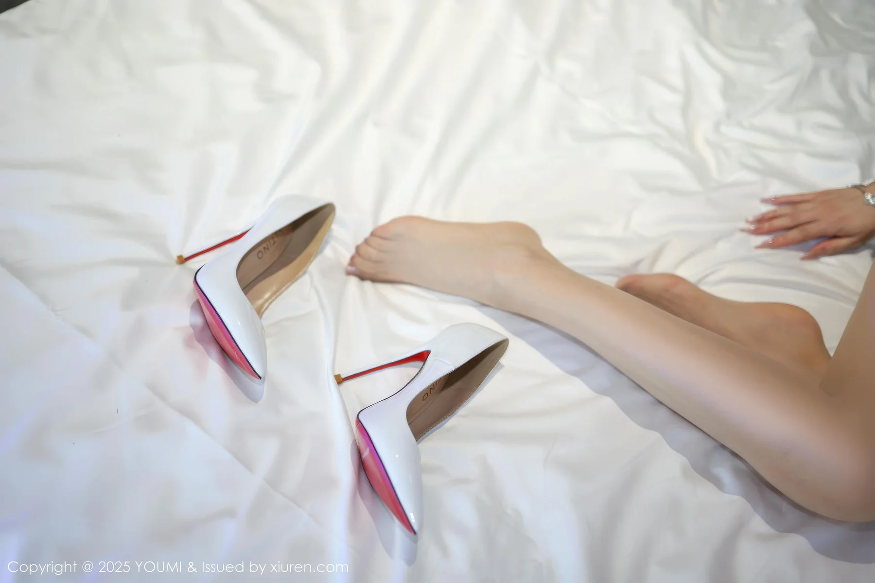 YOUMI 尤蜜荟 Vol.1177 Twins桃桃 白色连衣短裙 - 3