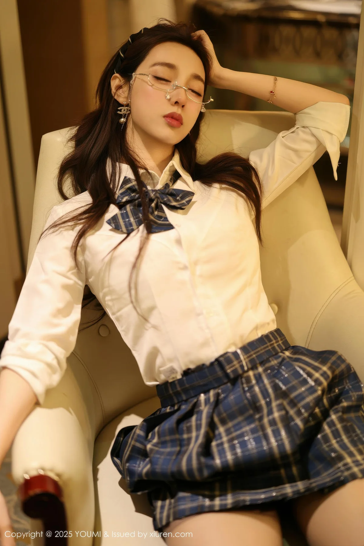 YOUMI 尤蜜荟 Vol.1183 twin桃桃 诱人白色丝袜 - 1