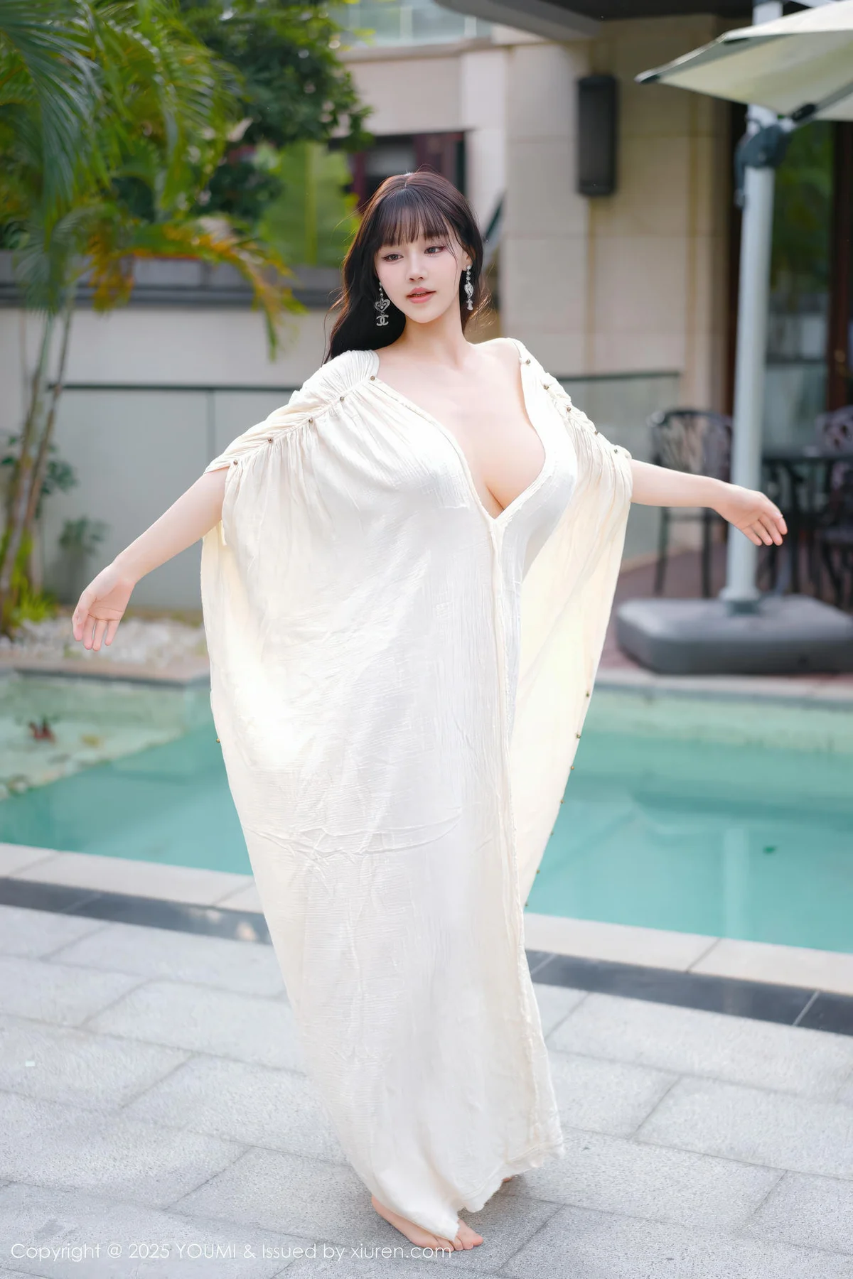 YOUMI 尤蜜荟 Vol.1185 心上可Flora 童颜巨乳浅色浴袍 - 5