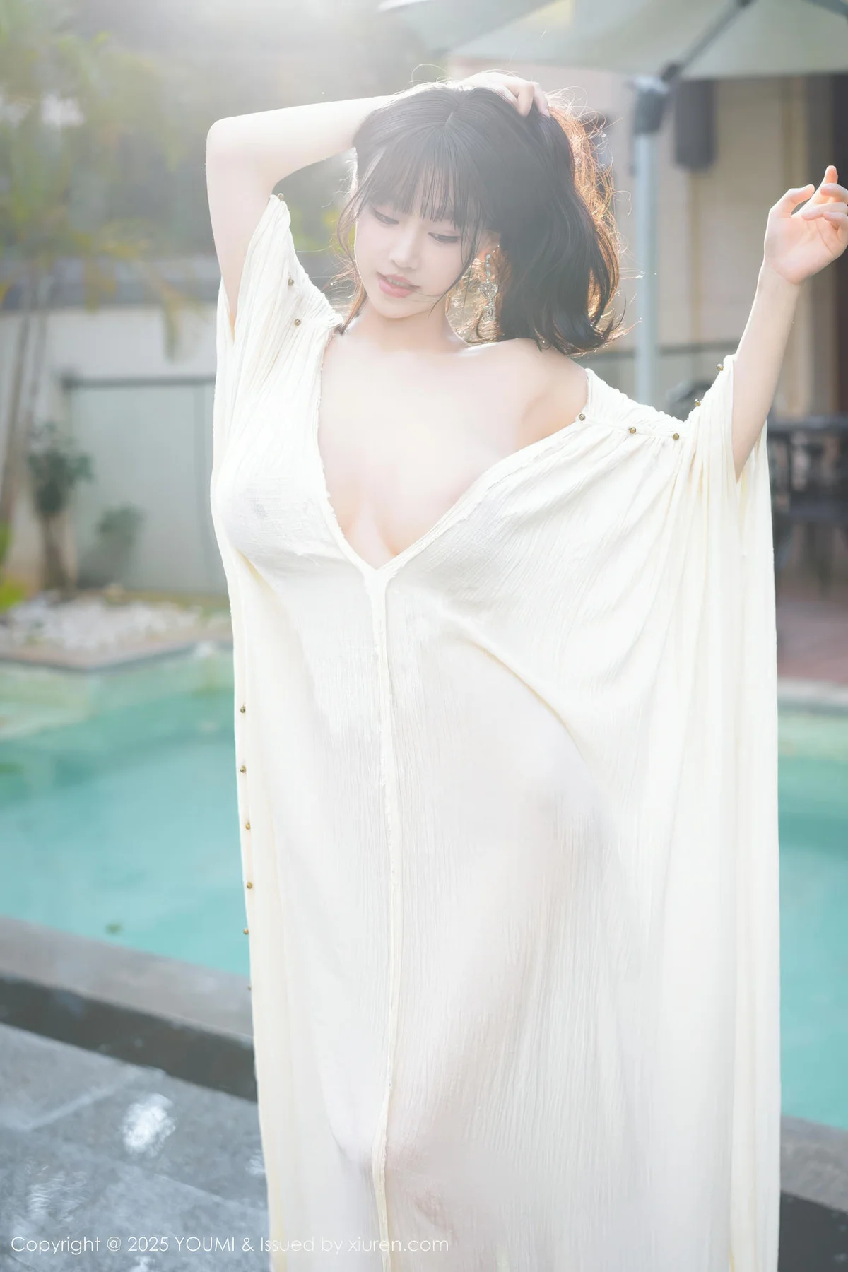 YOUMI 尤蜜荟 Vol.1185 心上可Flora 童颜巨乳浅色浴袍 - 3