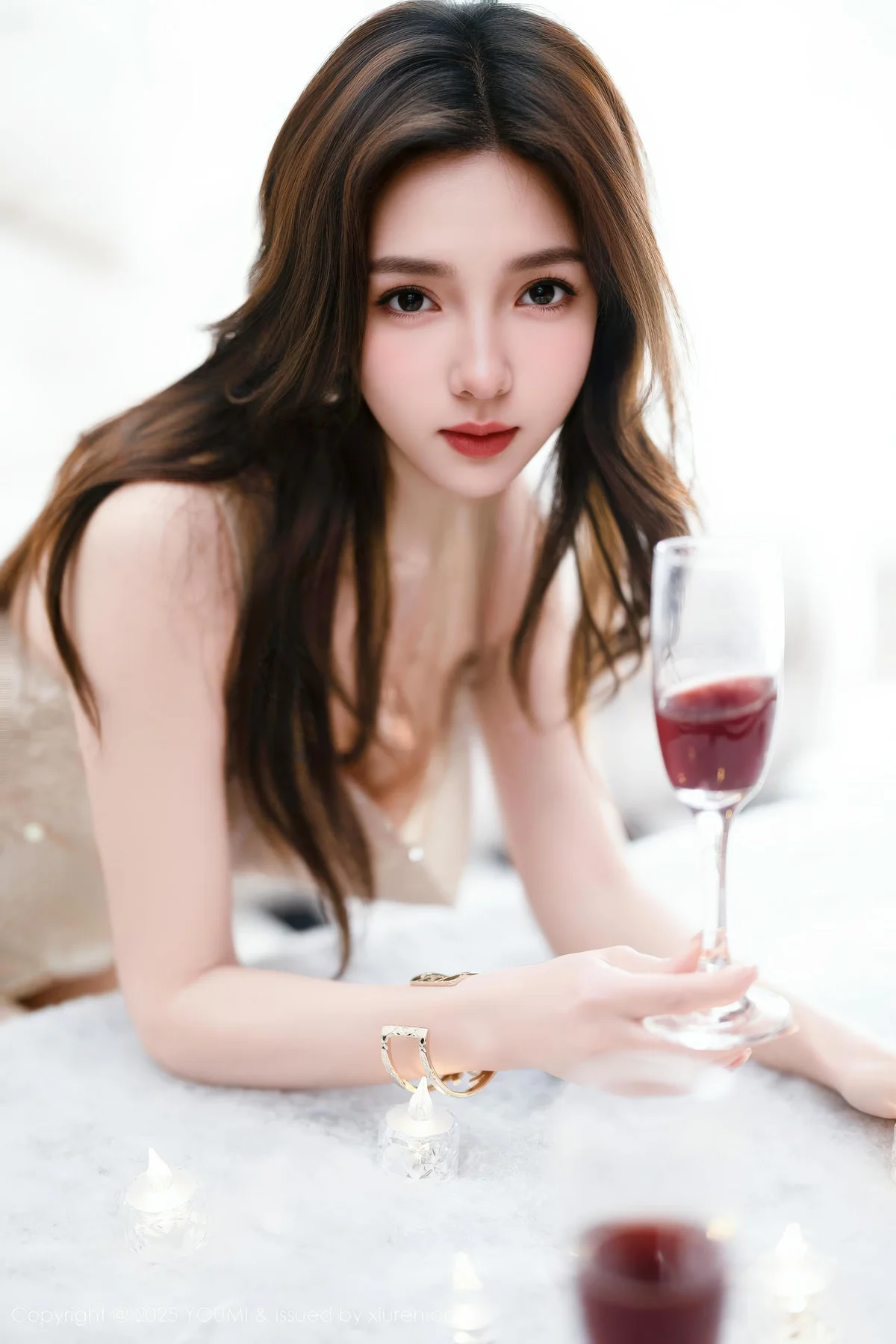 YOUMI 尤蜜荟 Vol.1191 Twins桃桃 浅色连衣短裙肉色丝袜 - 10