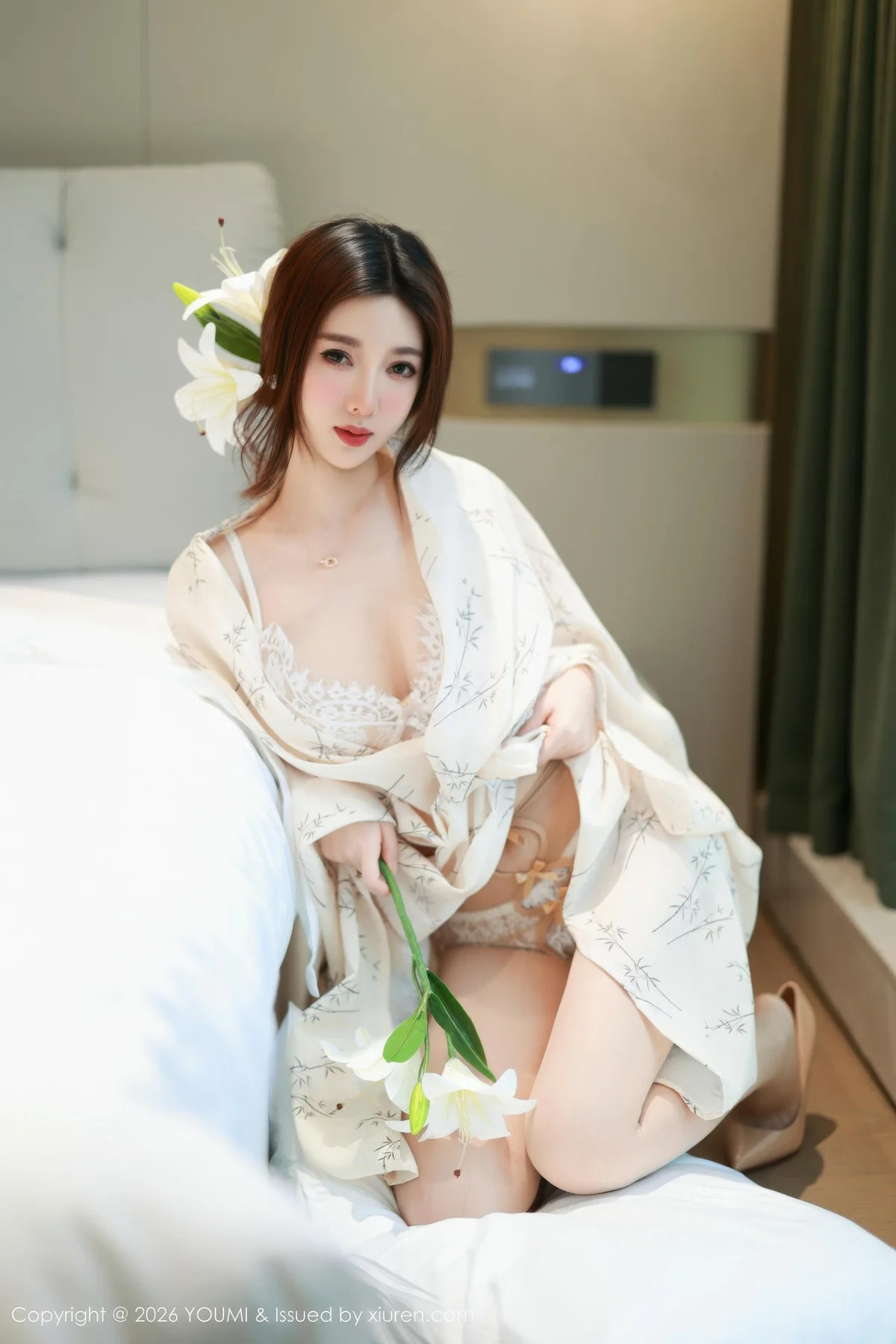 YOUMI 尤蜜荟 Vol.1201 Twins桃桃 白色蕾丝内衣 - 1