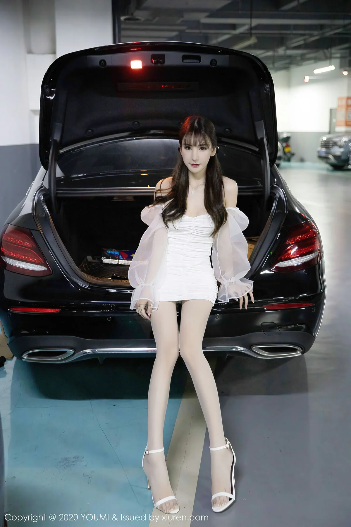 YOUMI 尤蜜荟 Vol.570 肤白胜雪女神 周于希 - 2