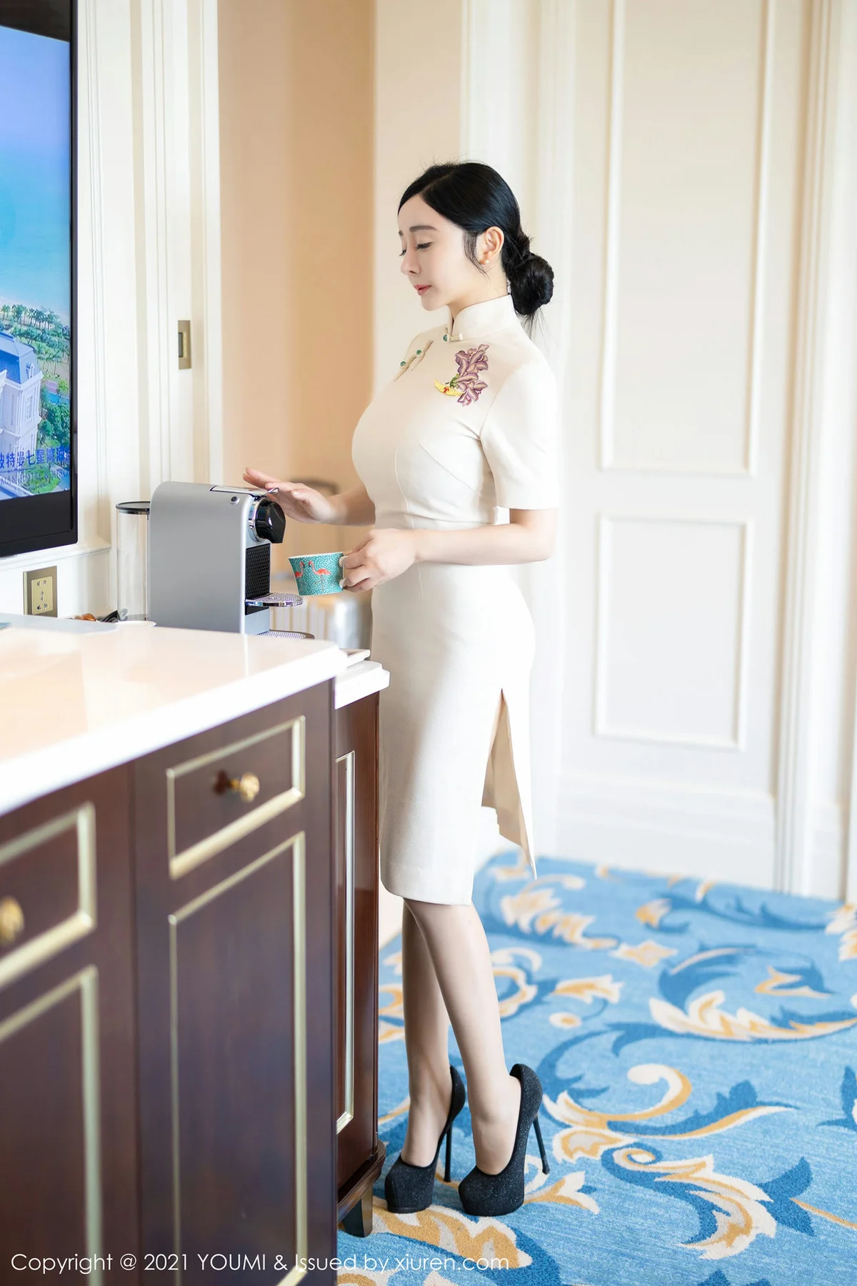 YOUMI 尤蜜荟 Vol.603 剧情空姐女友 允爾 - 9