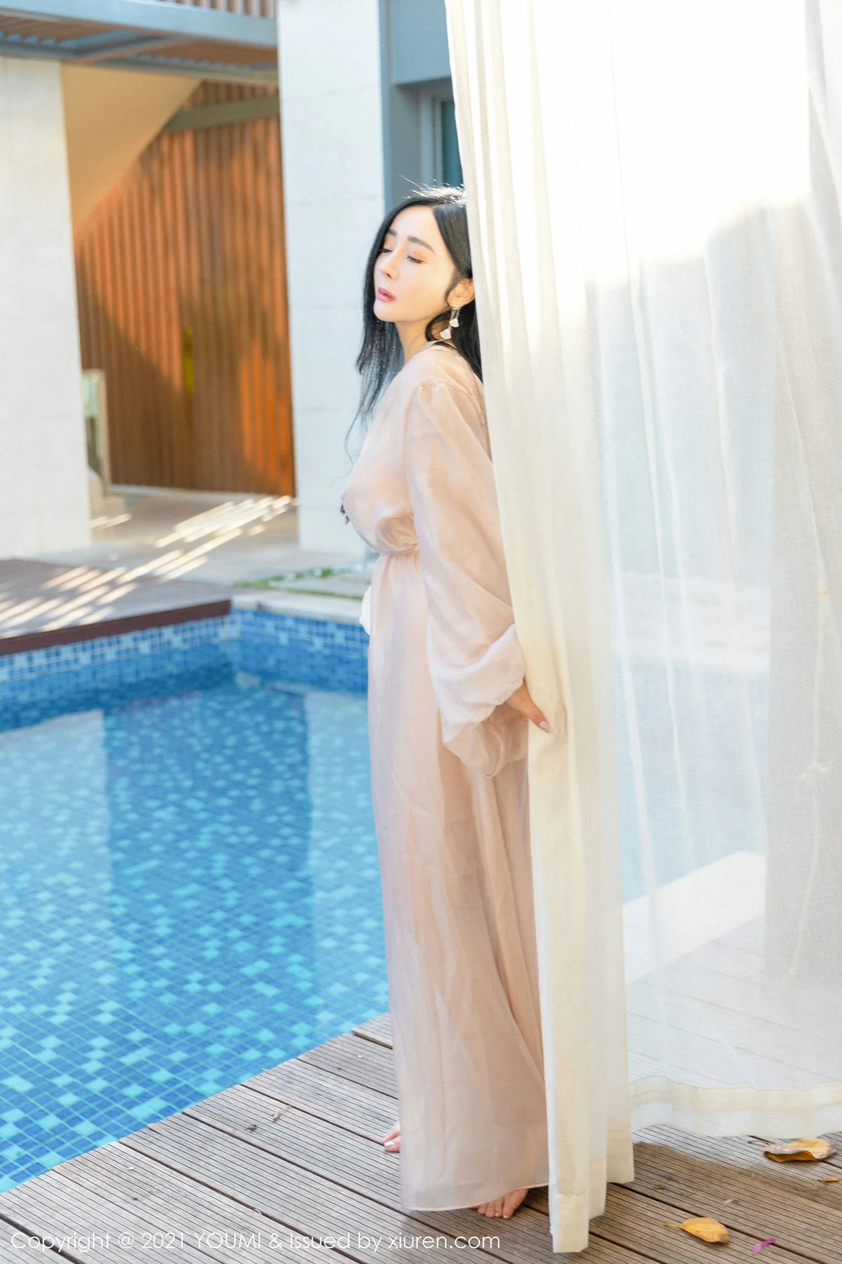 YOUMI 尤蜜荟 Vol.631 轻薄通透长裙 允爾 爆乳美胸三亚旅拍 - 9