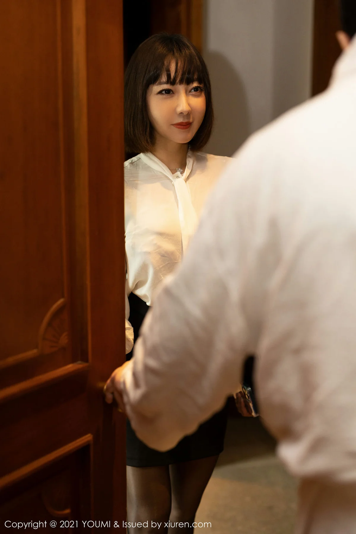 YOUMI 尤蜜荟 Vol.662 合同签订主题 果儿Victoria 西双版纳旅拍 - 7