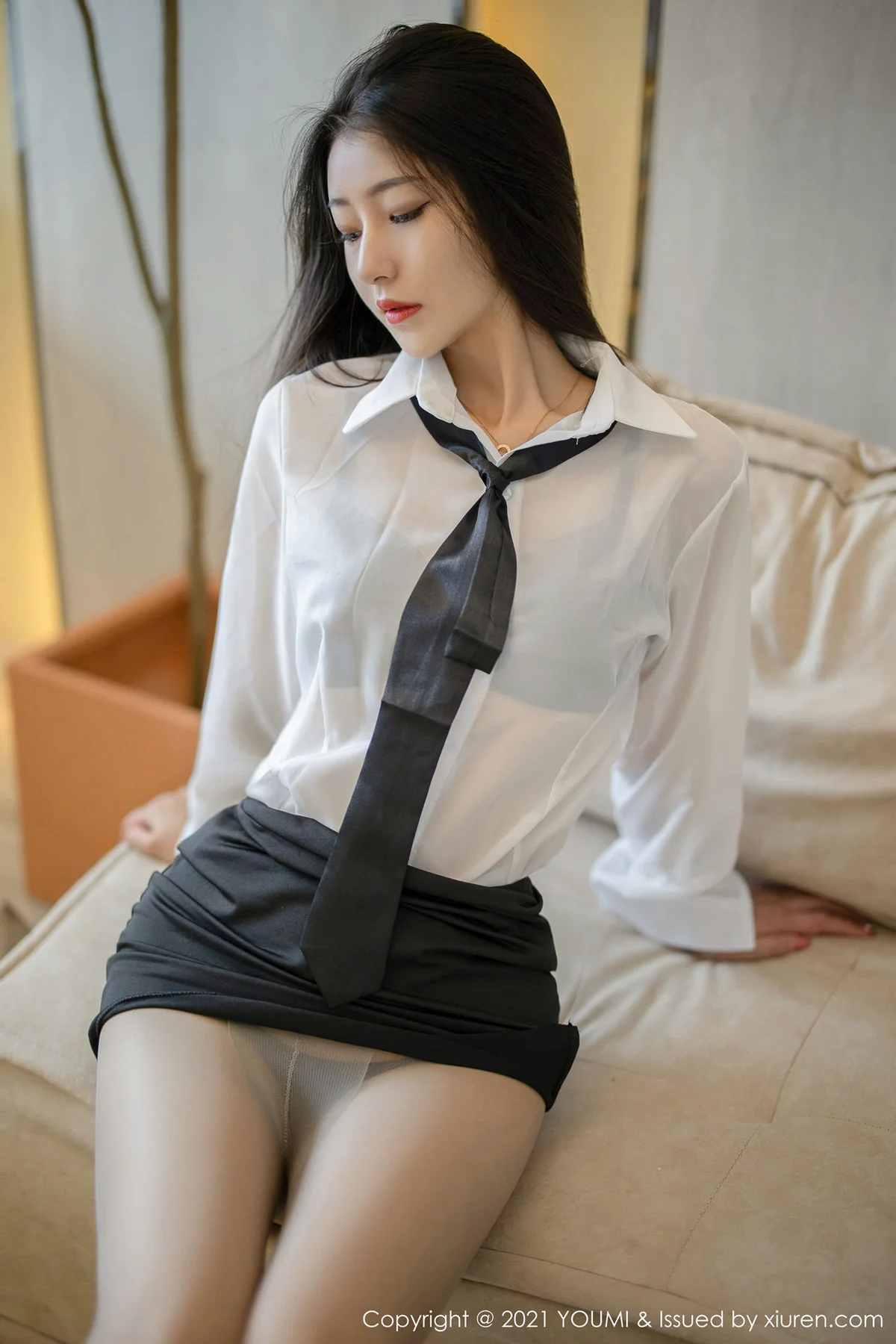 YOUMI 尤蜜荟 Vol.669  新人妹子 熊小诺  黑短裙OL - 6