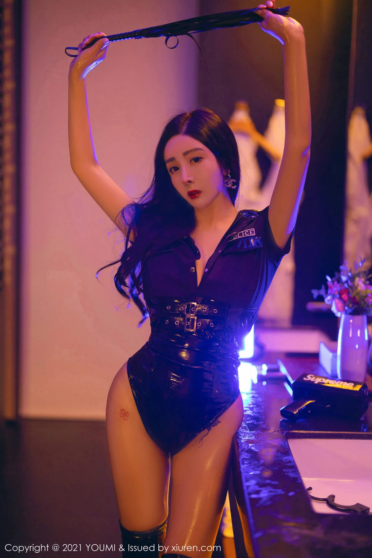 YOUMI 尤蜜荟 Vol.716 抹油皮衣制服 允爾 成都旅拍11 - 6