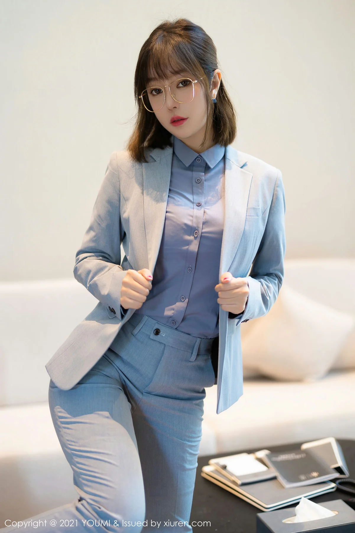 YOUMI 尤蜜荟 Vol.722 眼镜OL  王雨纯 成都旅拍2 - 9