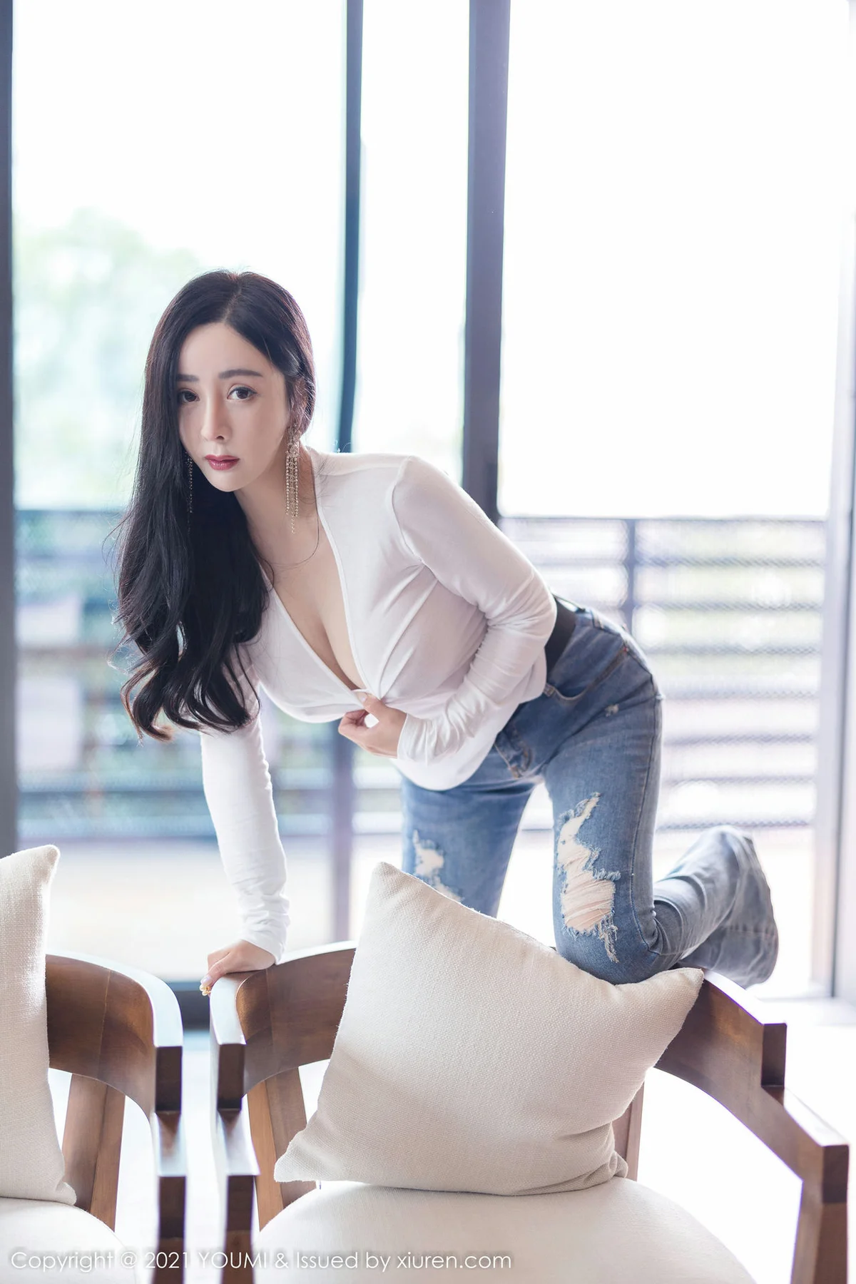 YOUMI 尤蜜荟 Vol.726 巨乳婀娜丰腴 允爾 写真发布33 - 8