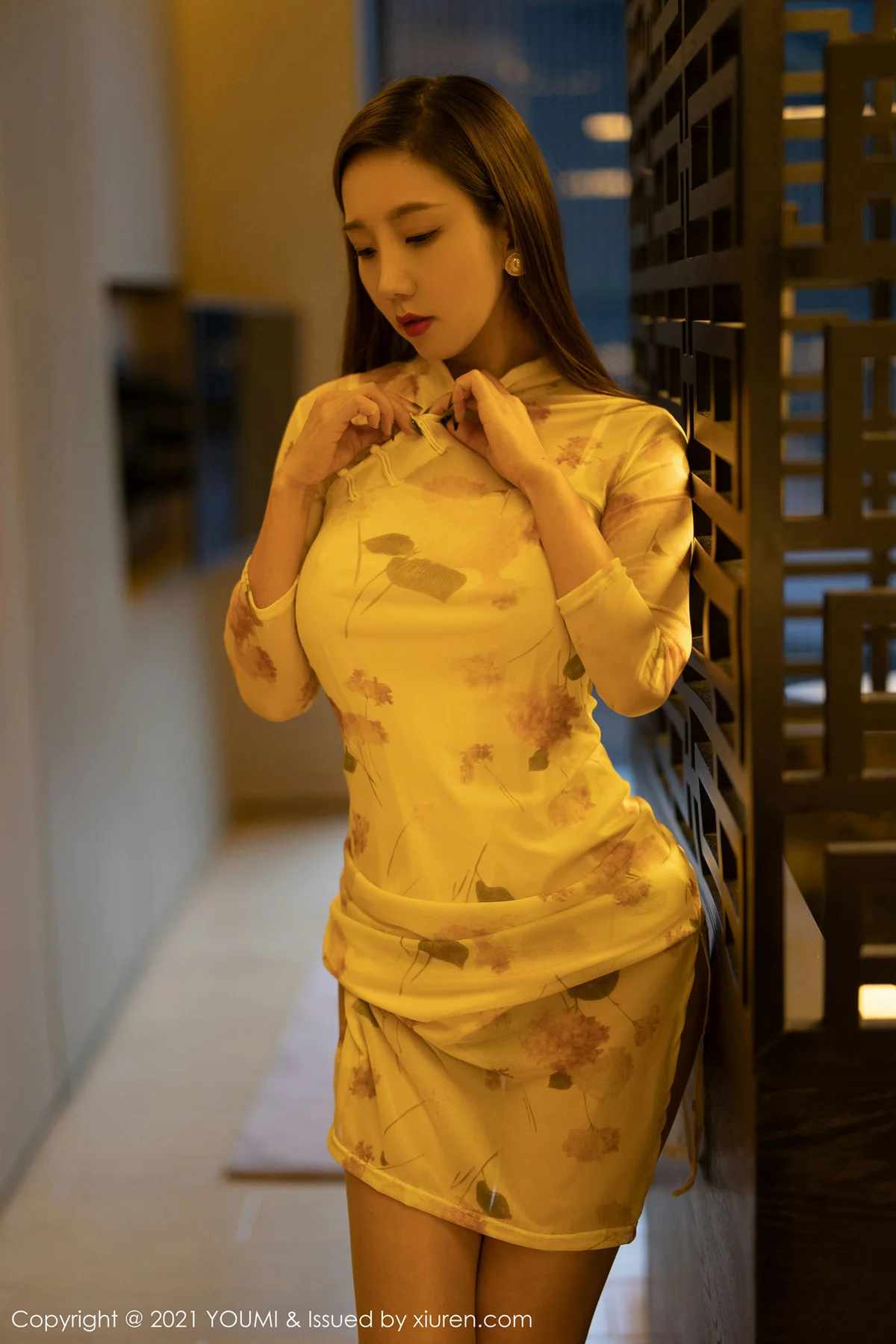 YOUMI 尤蜜荟 Vol.732 花纹旗袍  艾静香 成都旅拍 - 9