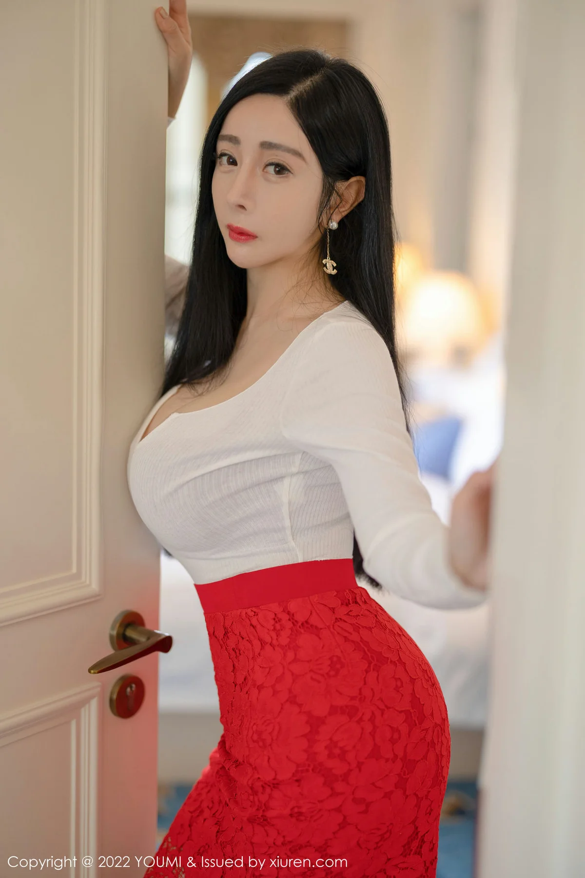 YOUMI 尤蜜荟 Vol.746 红色内衣 允爾 性感写真1 - 5