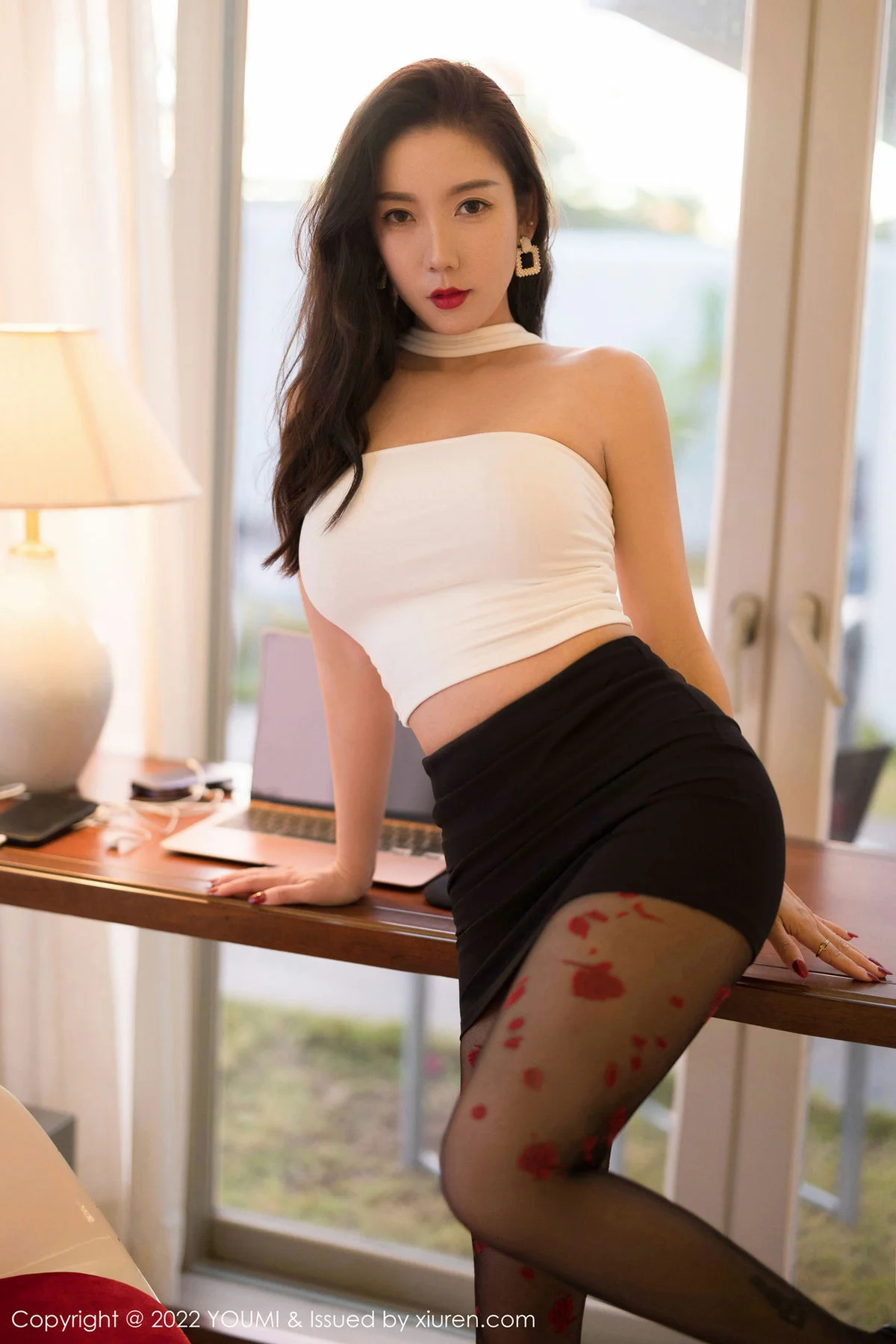 YOUMI 尤蜜荟 Vol.756 诱人黑丝 艾静香 三亚旅拍 - 4