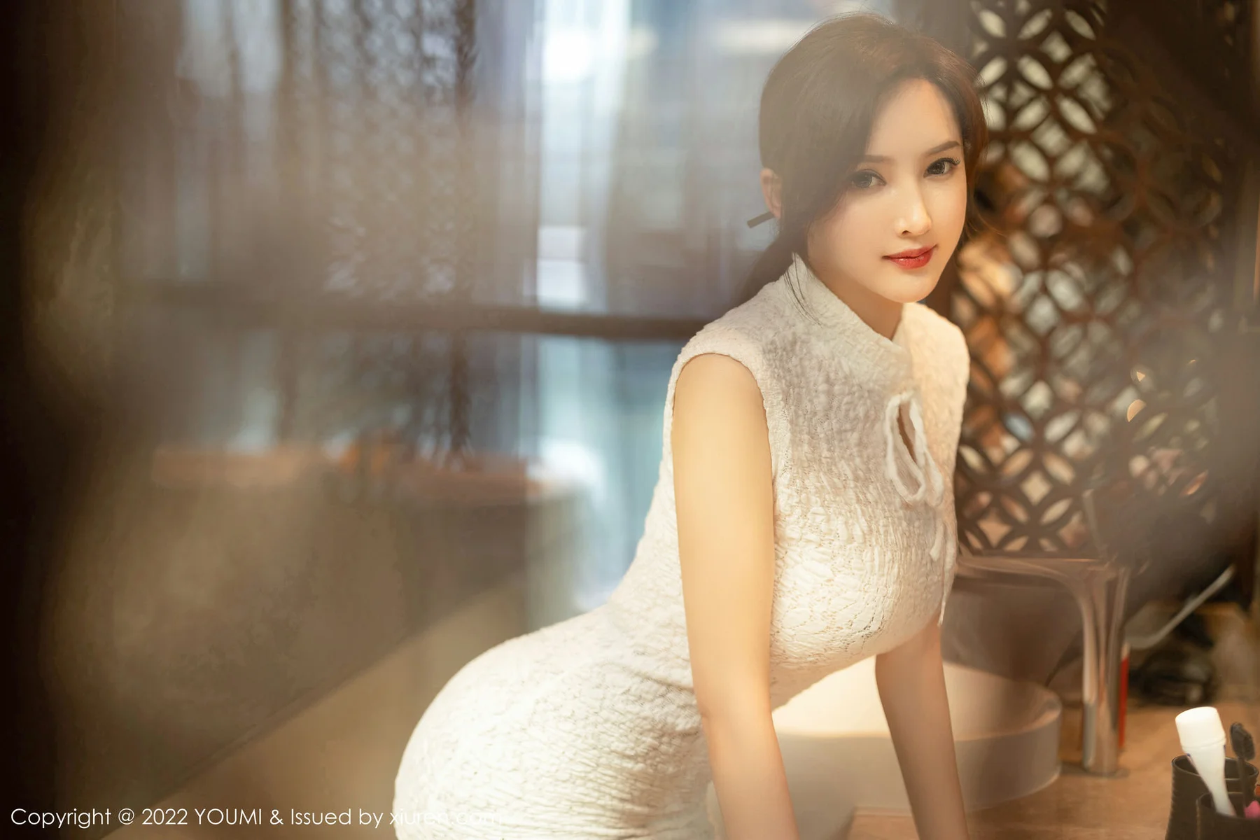 YOUMI 尤蜜荟 Vol.844 奶瓶土肥圆矮挫丑黑穷 白色旗袍性感私房 - 3