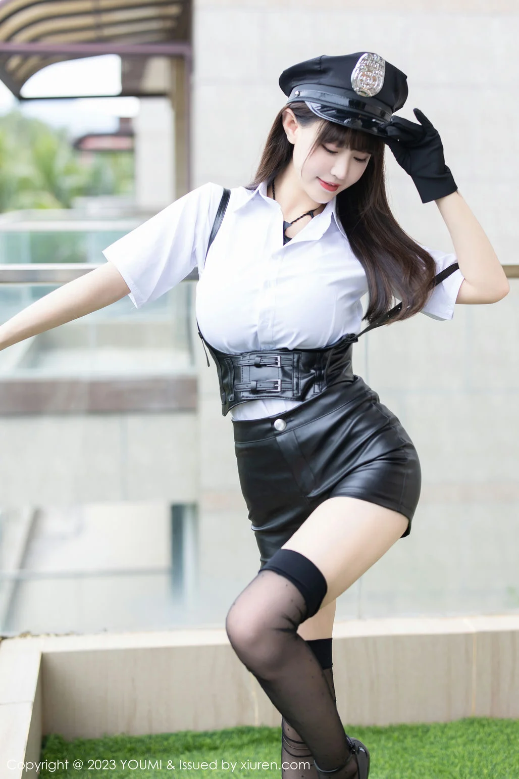 YOUMI 尤蜜荟 Vol.893 朱可儿Flora 制服诱惑系列三亚旅拍1 - 5