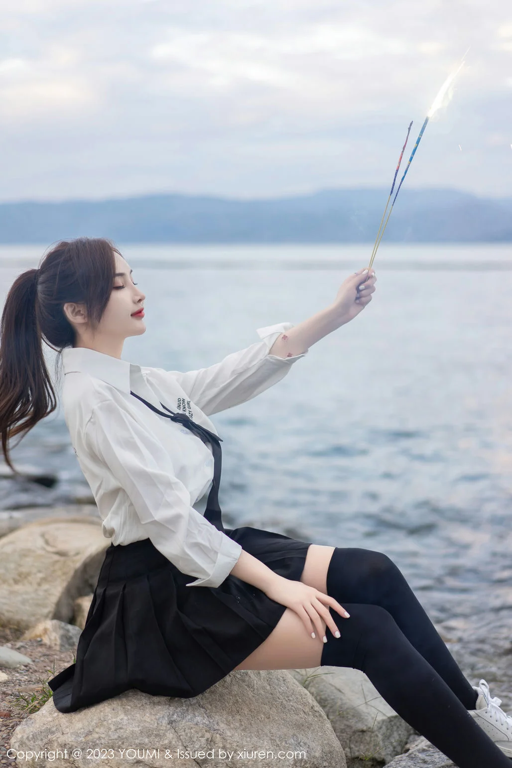 YOUMI 尤蜜荟 Vol.903 Carol周妍希 黑色长筒袜大理旅拍1 - 2