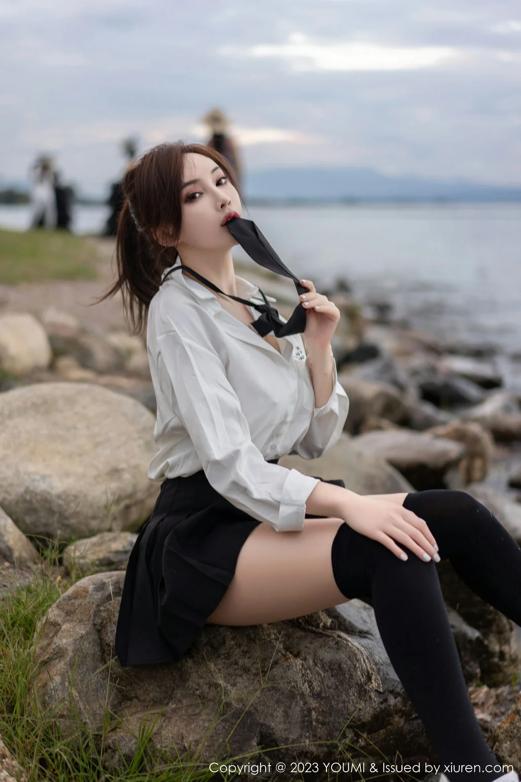 YOUMI 尤蜜荟 Vol.903 Carol周妍希 黑色长筒袜大理旅拍1 - 6