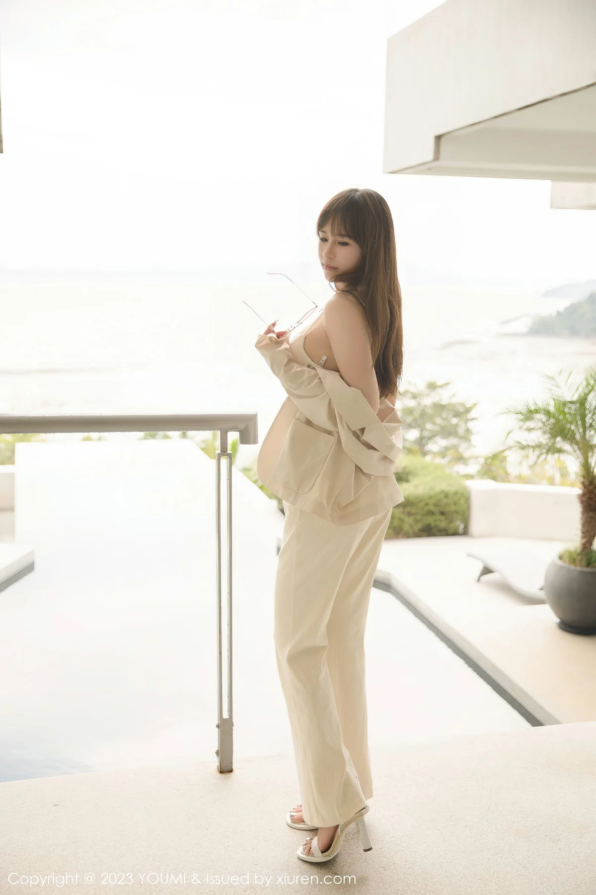 YOUMI 尤蜜荟 Vol.921 icy猪 白色蕾丝内衣泰国旅拍1 - 5