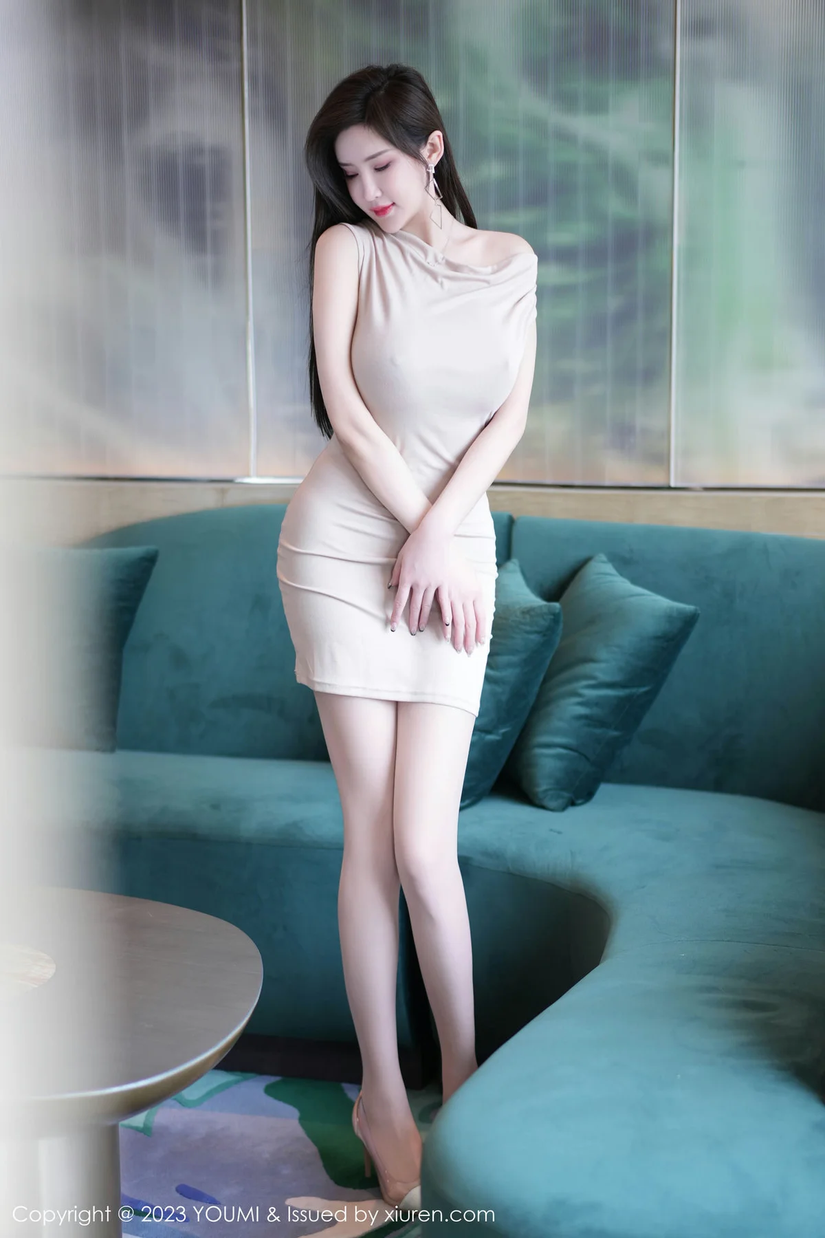 YOUMI 尤蜜荟 Vol.957 Carol周妍希 杏色露脸短裙成都心愿旅拍1 - 9
