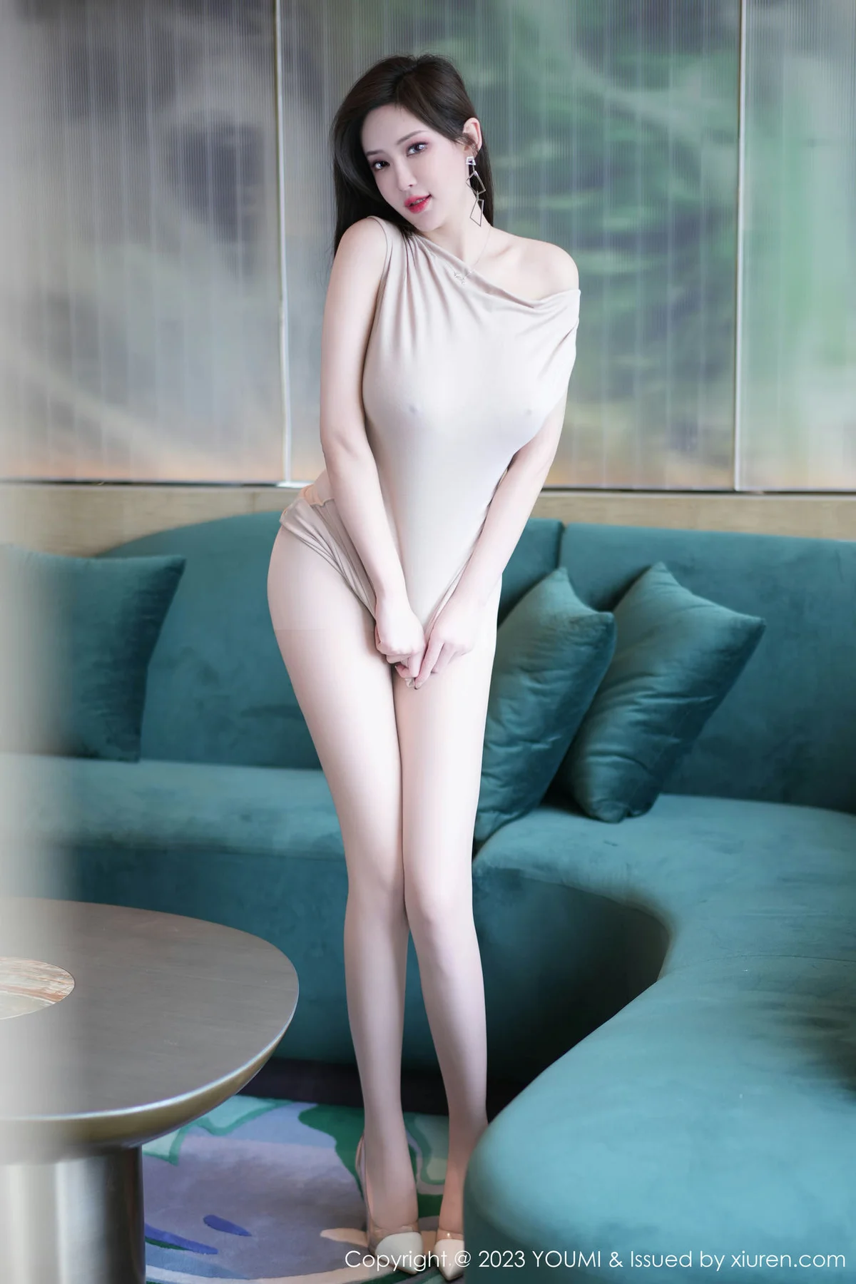 YOUMI 尤蜜荟 Vol.957 Carol周妍希 杏色露脸短裙成都心愿旅拍1 - 1