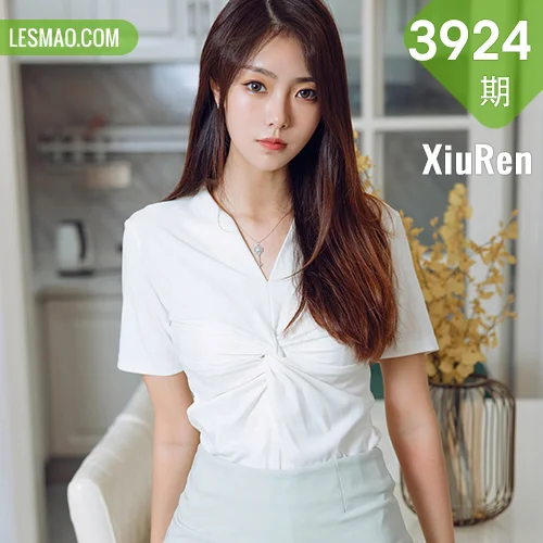 XiuRen 秀人 No.3924 可樂vicky 玉足美腿ol